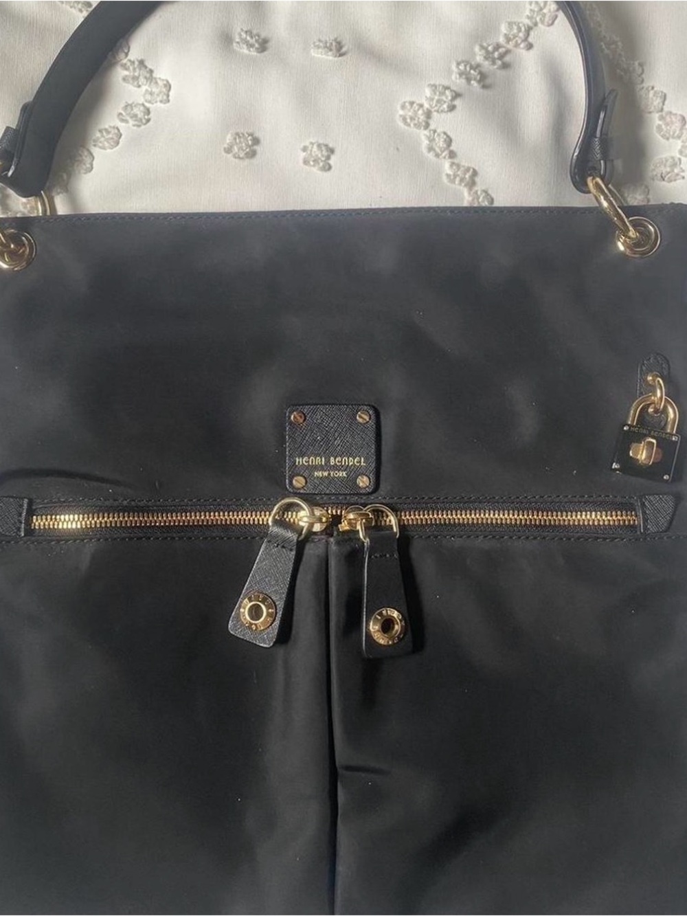 Henri Bendel Jetsetter Messenger Bag - Picture 5 of 5